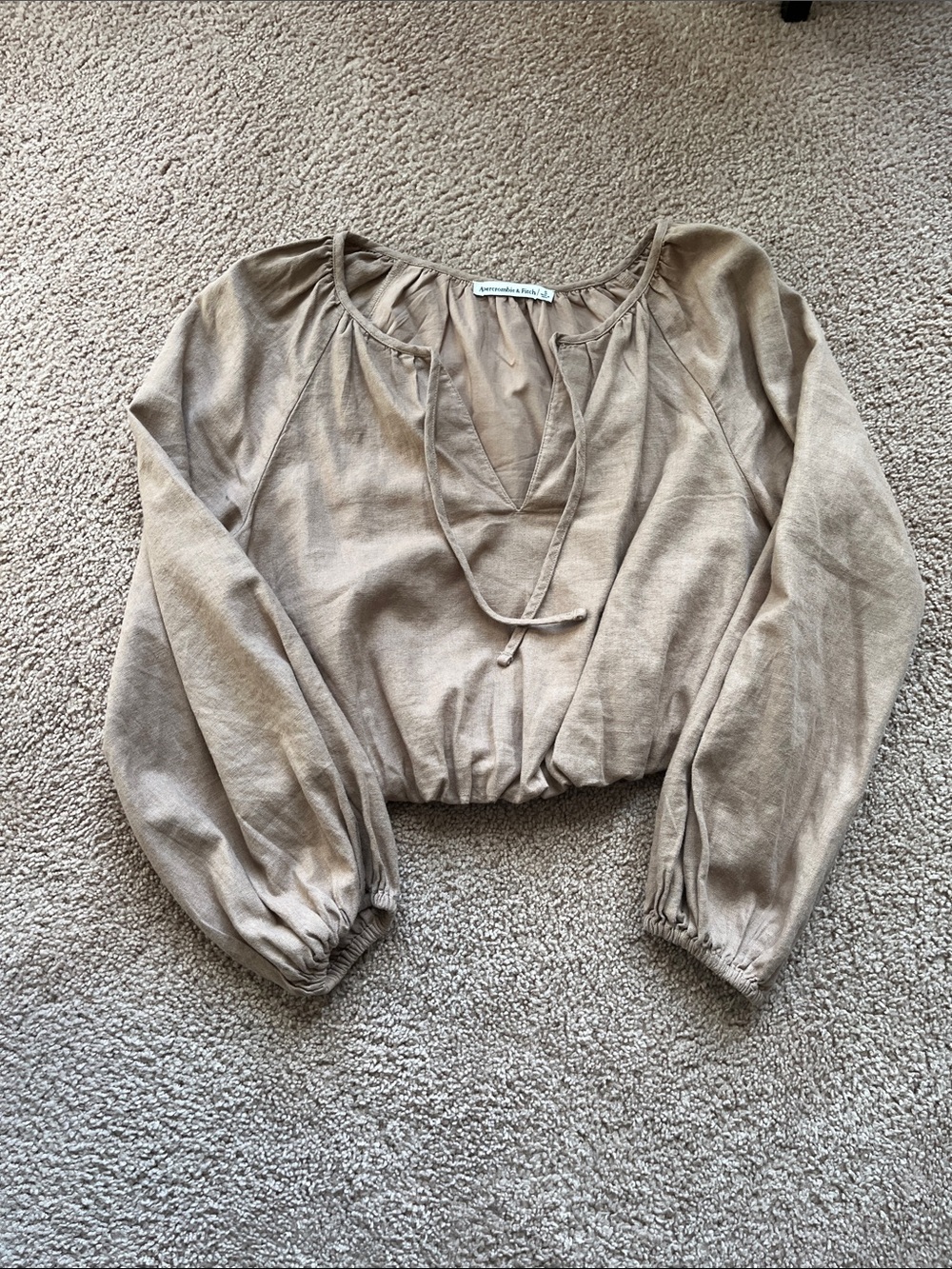 Abercrombie & Fitch Taupe Tie-Front Peasant Top